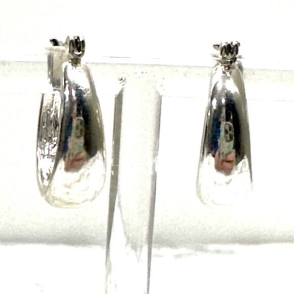 New Dome Stud Sleek Half Hoop Huggie Earrings - Picture 4 of 6